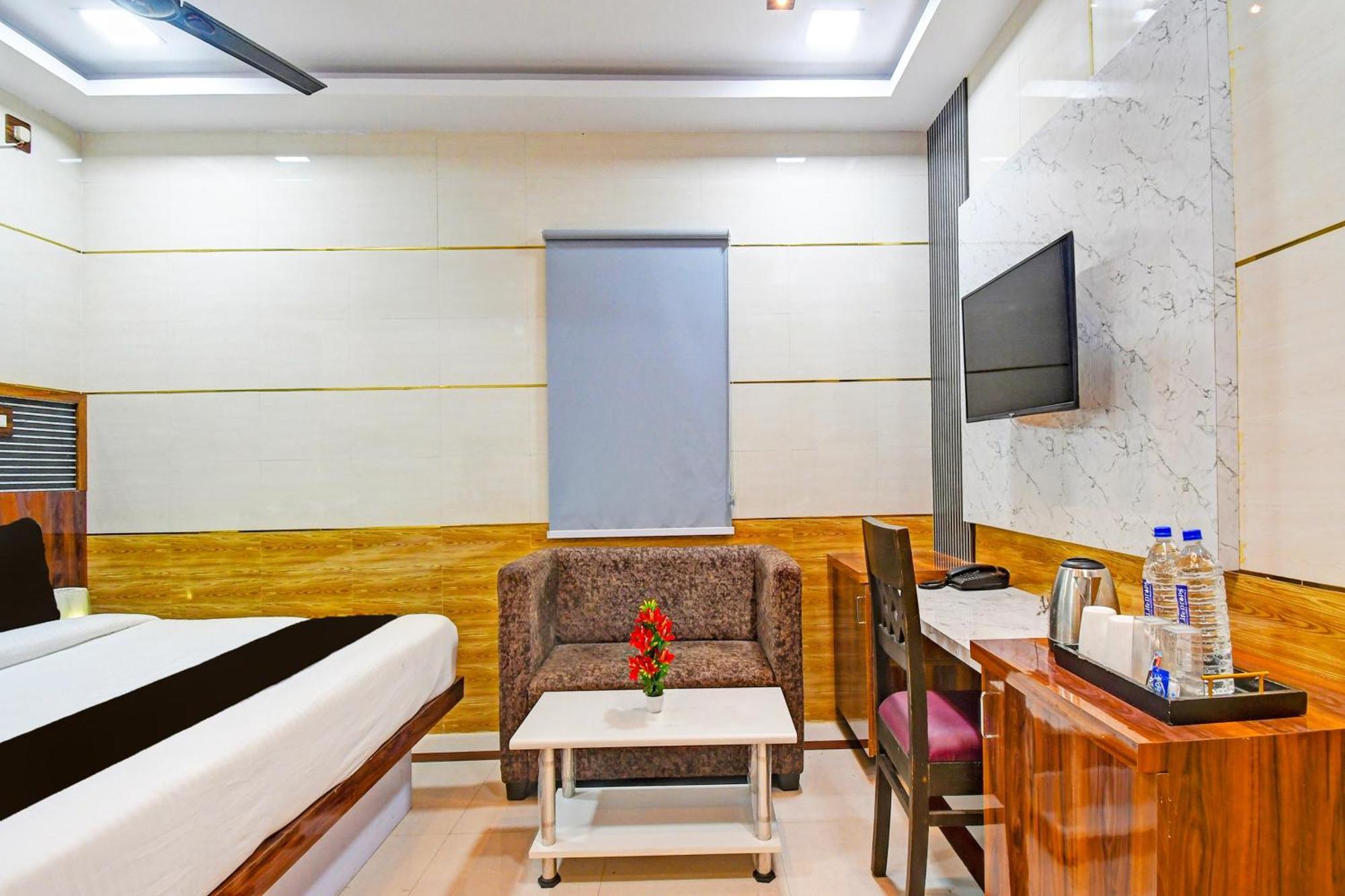 Hotel O Maa Bhubaneswari Hotel Bagian luar foto