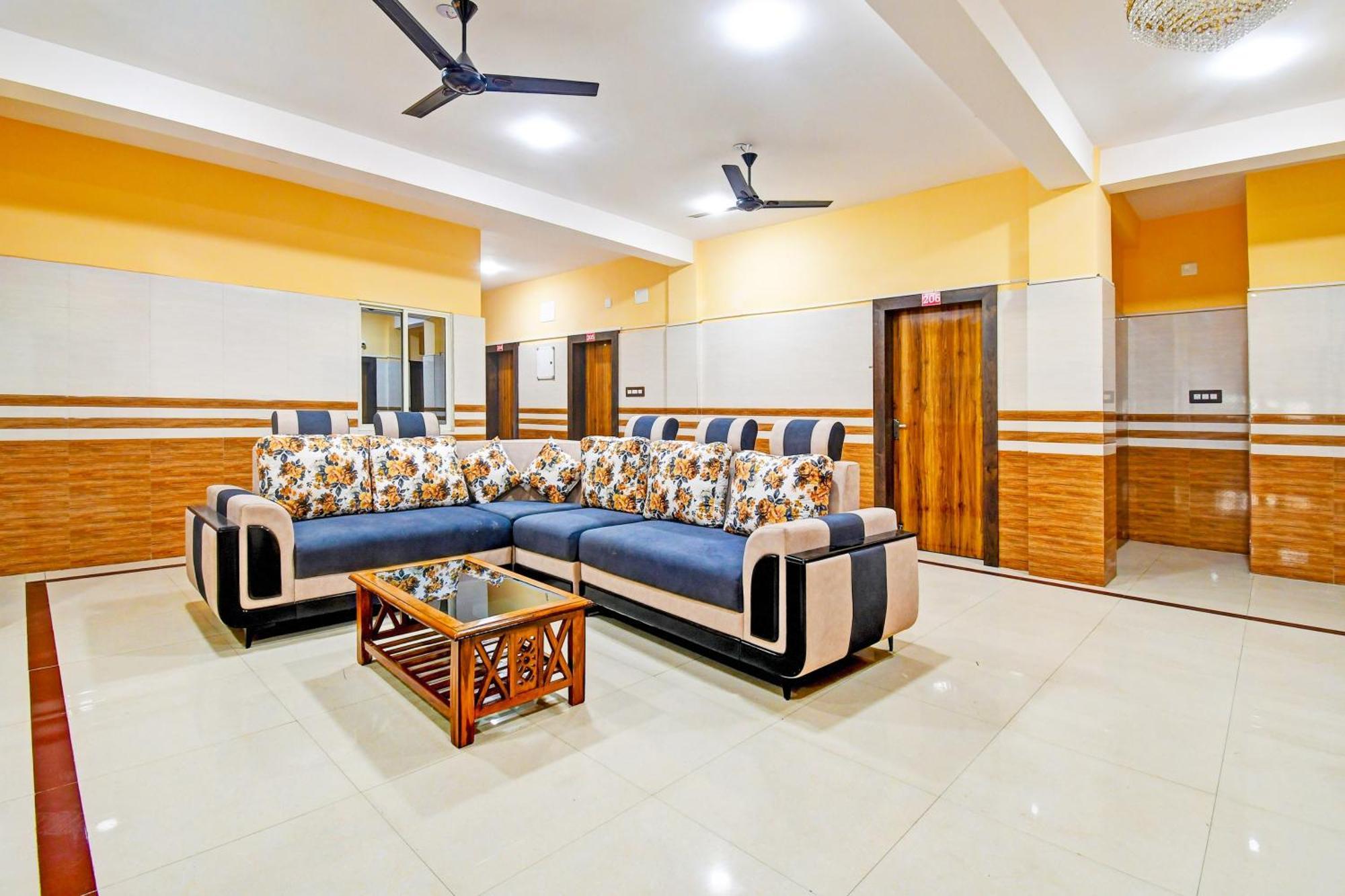 Hotel O Maa Bhubaneswari Hotel Bagian luar foto